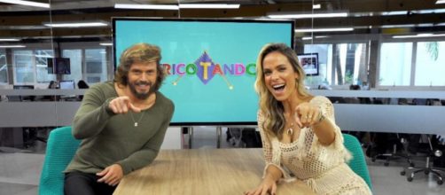 Franklin David e Lígia Mendes, do "Tricotando", da RedeTV!. (Reprodução/RedeTV!)