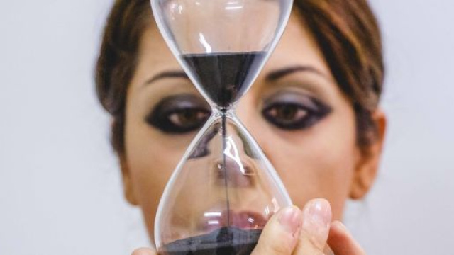 Predizioni astrologiche venerdì 10 gennaio: Sole in quadratura al Toro, favoriti i Gemelli
