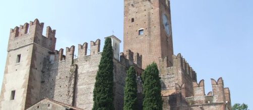 Castello Scaligero (Villafranca di Verona) - Wikipedia - wikipedia.org