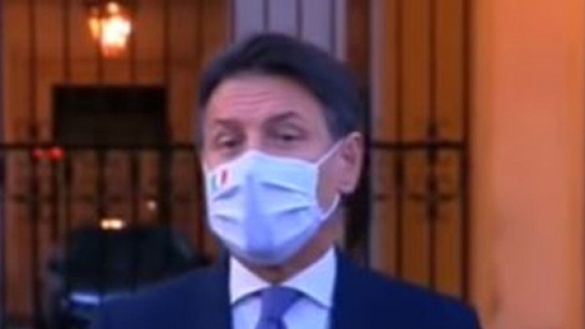 Giuseppe Conte &egrave; il capo di un governo chiamato a fronteggiare un'emergenza senza precedenti.