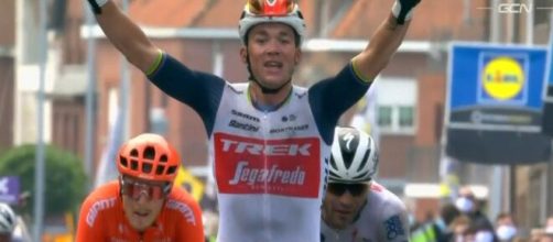 Gand – Wevelgem: marcamento tra van Aert e Vander Poel, la vittoria a Mads Pedersen.