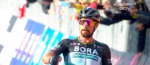 La vittoria di Peter Sagan nella decima tappa del Giro d'Italia.