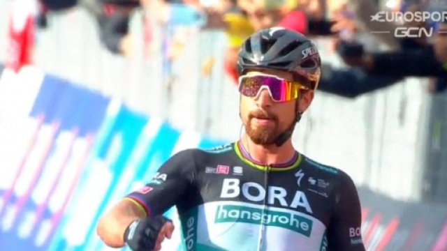 La vittoria di Peter Sagan nella decima tappa del Giro d'Italia.