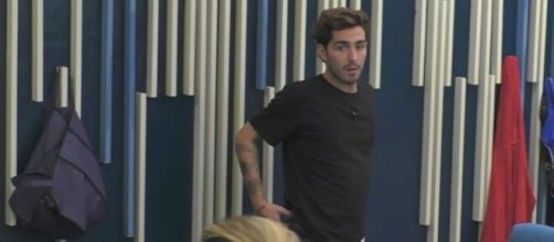 GFVip, Tommaso a Brandi: 'Con me o Maria Teresa c'è sempre una puntina acidula nella voce'.