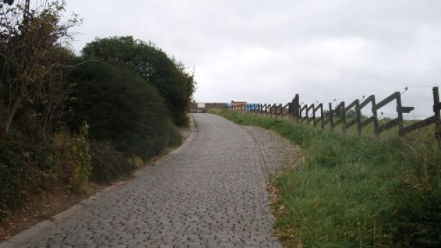 Anteprima Giro delle Fiandre 2020 (diretta tv Rai Sport) - Nella foto il muro di Paterberg