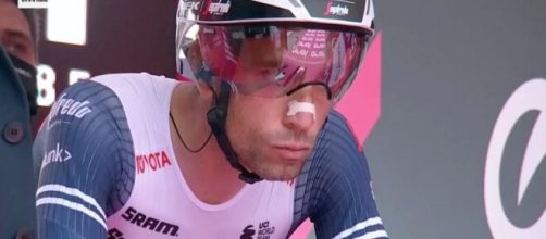 Vincenzo Nibali occupa il settimo posto in classifica al Giro d'Italia.