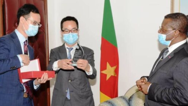 Le Premier Ministre Chef du Gouvernement Chief Dr Joseph Dion Ngute et Huawei Cameroun (c) Huawei Cameroun