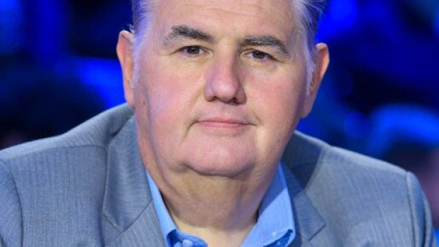 Ligue 1: Pierre Ménès fait encore la girouette, Twitter se moque