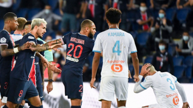 L'OM présente son nouveau maillot Third, les fans du PSG le clashent sévèrement