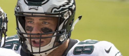 Ertz is expected to opt-out of his contract at seasons end and and not re-sign with the Eagles. [image source: Keith Allison/Wikimedia Commons]