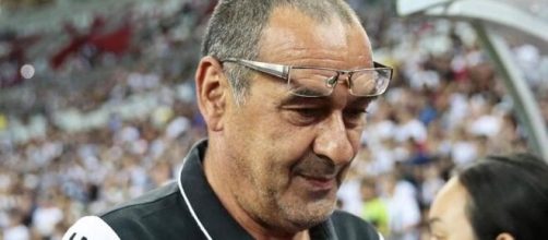 Maurizio Sarri potrebbe diventare nuovo tecnico della Fiorentina.