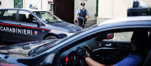 Orbassano, 50enne aggredita in garage: arrestato 17enne.