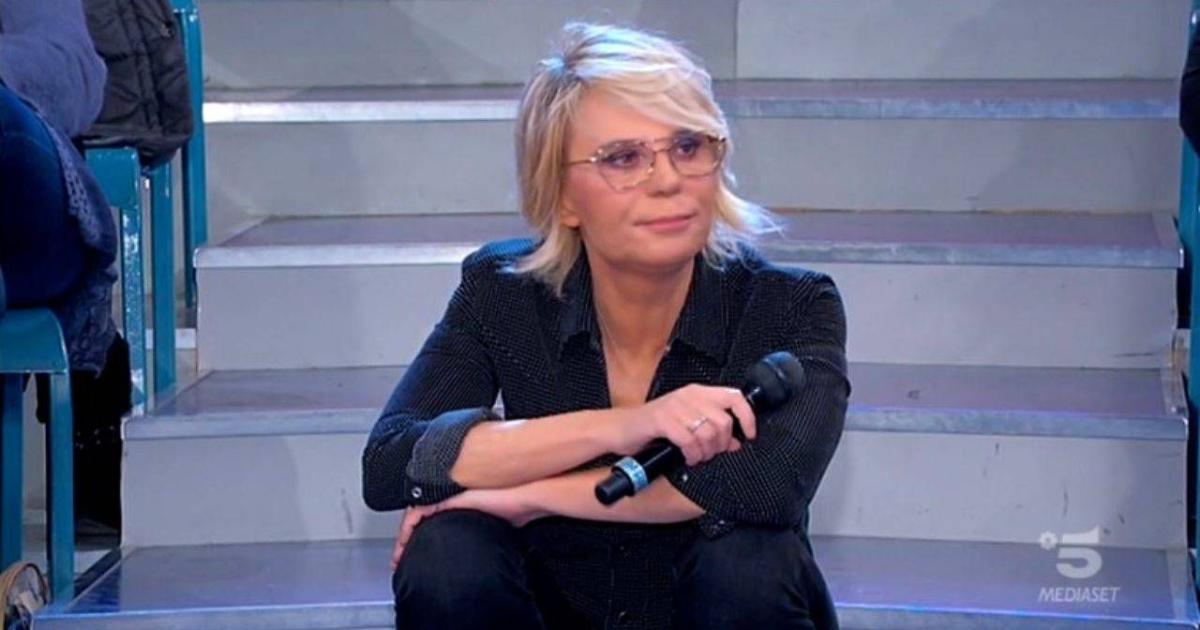 U&D, Maria De Filippi invita tronisti a non 'rincorrere ...