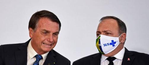 Bolsonaro desautoriza Pazuello na compra de vacina (Arquivo Blasting News)