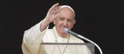 União legalizada entre homossexuais é defendida pelo Papa Francisco. (Arquivo Blasting News)