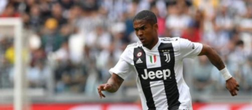 Douglas Costa si è trasferito al Bayern Monaco.