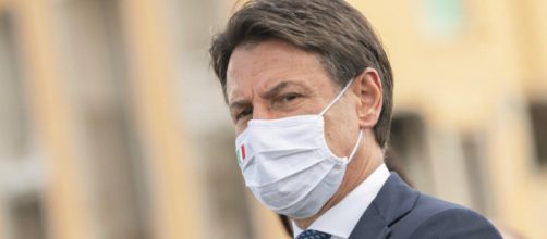 Il governo Conte si starebbe preparando ad imporre nuovo lockdown o coprifuoco.