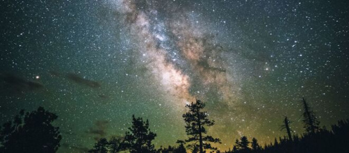 Previsioni zodiacali del 27 ottobre: Cancro insicuro e Vergine alla ricerca d'amore.