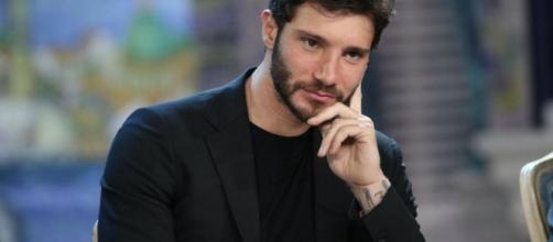 Stefano De Martino: la nuova fiamma sarebbe Mariacarla Boscono, modella 40enne ex di Ghali.