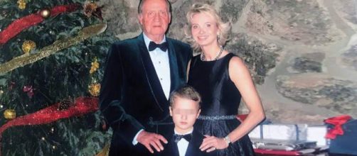 Navidades en 'familia paralela': El rey emérito junto a Corinna Larsen y su hijo menor Alexandre.