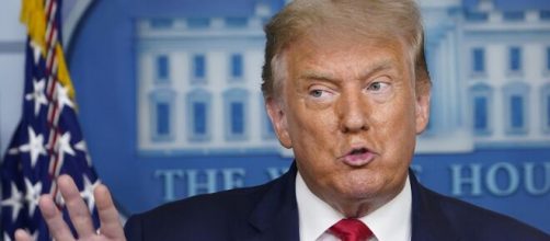 Covid-19, Donald Trump: 'Con o senza vaccino noi stiamo controllando l'epidemia'.