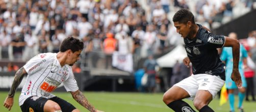 Corinthians e Santos se enfrentaram pela 14ª rodada do Brasileirão. (Arquivo Blasting News)