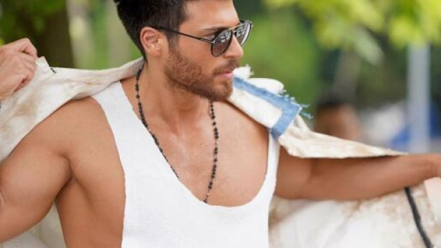 Can Yaman, dopo DayDreamer arriva la nuova soap: dovrebbe chiamarsi Signor sbagliato.