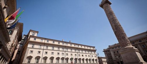 Palazzo Chigi a Roma, aumenti in vista per i dipendenti della Presidenza del Consiglio dei Ministri (Ph. Wikimedia Commons - 	jimmywee)