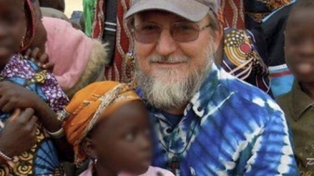Mali, liberati dopo due anni padre Pier Luigi Maccalli e gli altri ostaggi.