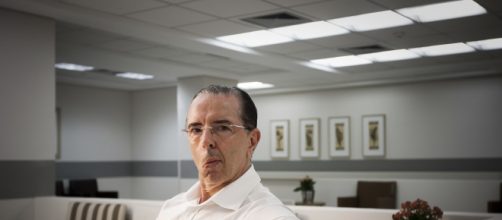 Antonio Luiz Macedo, médico de Bolsonaro, dá falsa informação no WhatsApp. (Foto: Arquivo Blastingnews)