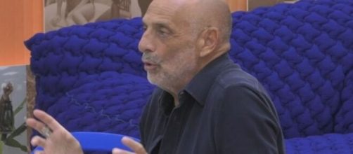 Paolo Brosio avrebbe bestemmiato al Grande Fratello Vip.
