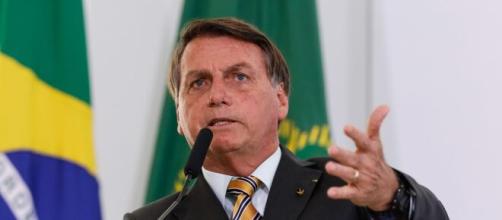 Bolsonaro volta a minimizar mortes por covid. (Arquivo Blasting News)