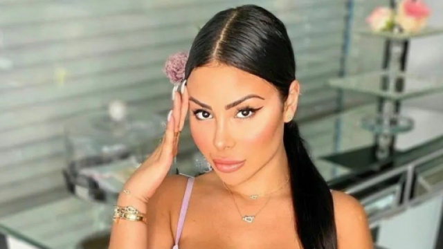 Maeva Ghennam agressée et braquée à Marseille : Ikram, son assistant donne enfin des nouvelles.