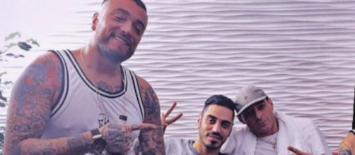 Gué Pequeno stila la lista dei rapper italiani più iconici: 'Io, Marracash e Fabri Fibra'.