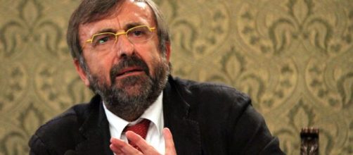 Giuseppe Zuccatelli si dimette da commissario della sanità calabrese.