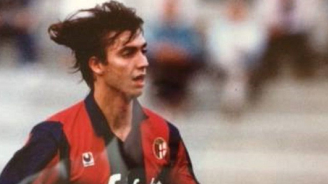 Mika Aaltonen con la maglia del Bologna alla fine degli anni '80.