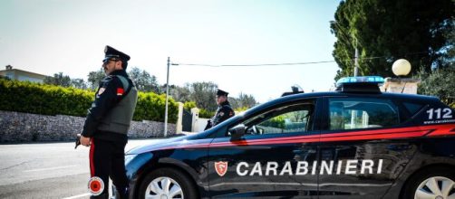 Brindisi, a Villa Castelli un uomo positivo al Sars-CoV-2 va a chiedere informazioni ai carabinieri: denunciato.