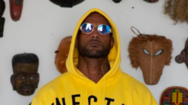 Booba pose avec le maillot de Manchester City et enflamme la toile - Photo instagram booba