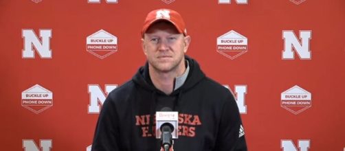 Media slammed refs during Nebraska Huskers’ game against Illinois. [Image Source:HuskerOnline Video/ YouTube Screenshot]