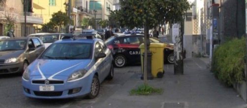 Napoli, 33enne uccide la madre al culmine di una lite per soldi.