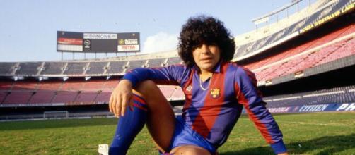 Diego Maradona jogou pelo Barcelona. (Arquivo Blasting News)