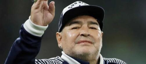 Murió Diego Armando Maradona a sus 60 años. Leyenda del futbol argentino