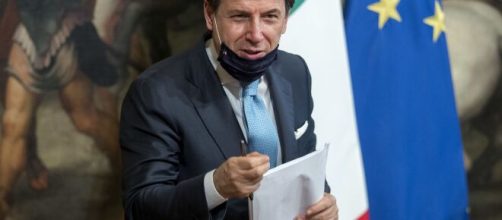 Contratti Pa: arretrati 2019 e 2020 da 445 a 688 euro, aumenti stipendi di 107 € dal 2021.