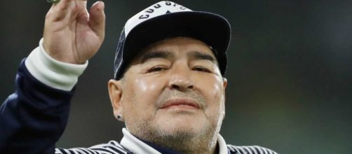 Desde su retirada de la práctica activa del fútbol Maradona ha sufrido varias crisis de salud