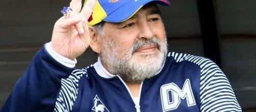 Morte Maradona, Mughini: ‘le sue ultime immagini raccapriccianti dal punto di vista umano’.