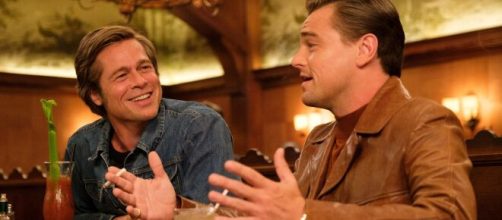 Brad Pitt e Leonardo DiCaprio no filme 'Era Uma Vez Em... Hollywood'. (Arquivo Blasting News)