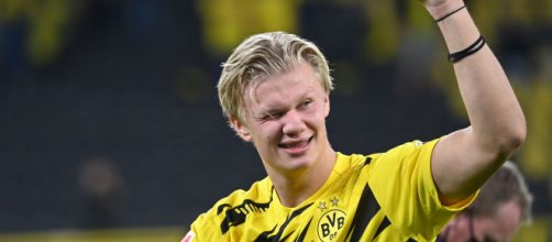 Erling Haaland, do Borussia Dortmund, é o artilheiro da atual edição da Liga dos Campeões. (Arquivo Blasting News)