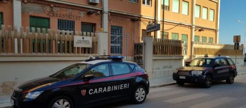 Sanremo, decine di ciclisti fermati durante un controllo dei carabinieri sulla ciclabile.