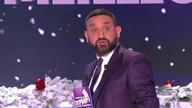 Hanouna critique 'Mask Singer' et se fait critiquer par la Toile. ©C8