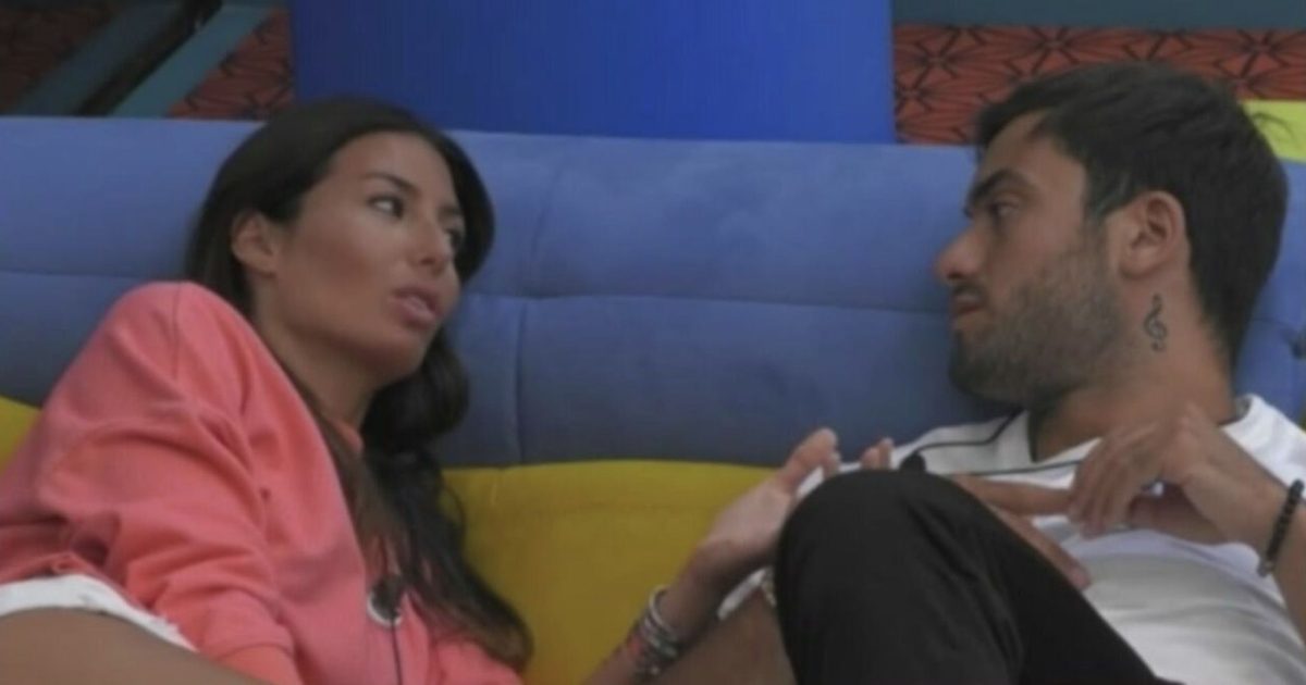 Gf Vip Scenata Di Gelosia Di Elisabetta A Pierpaolo Mi Urti Il Sistema Nervoso